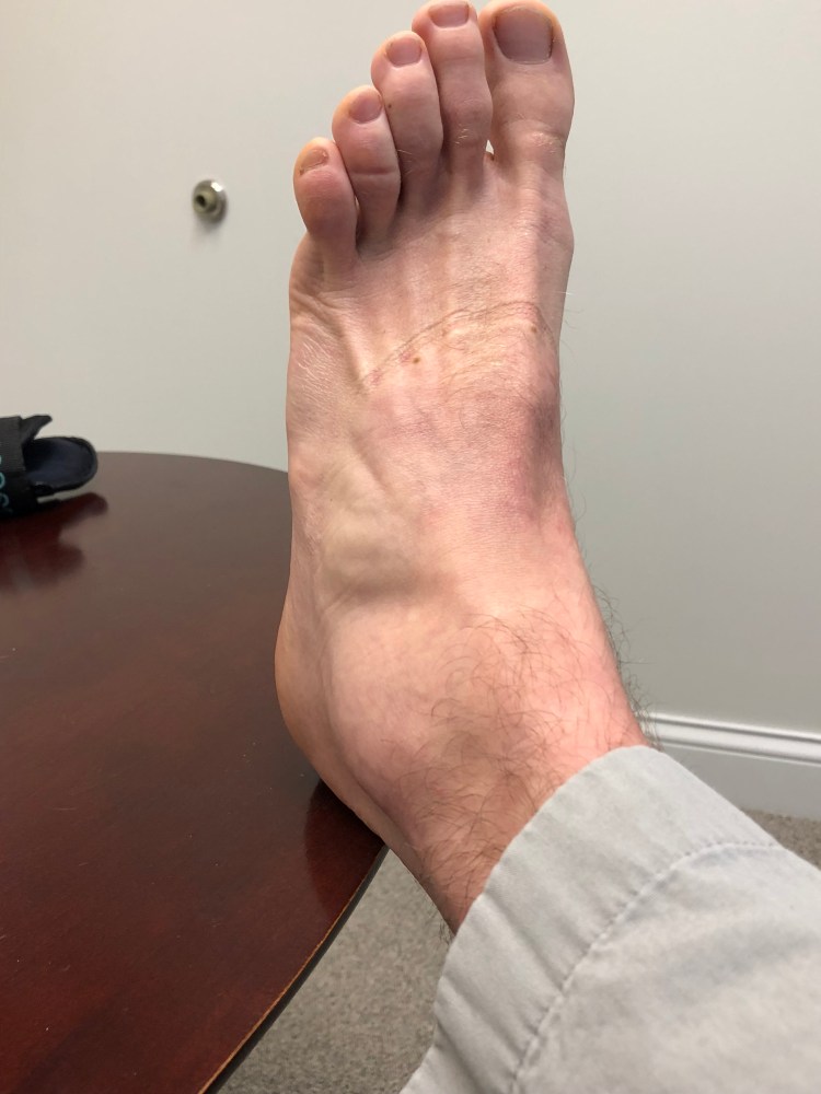 F964A565-445E-44E2-9BB8-2012768C7B5B